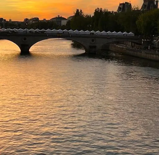 Ile Saint Louis-studio